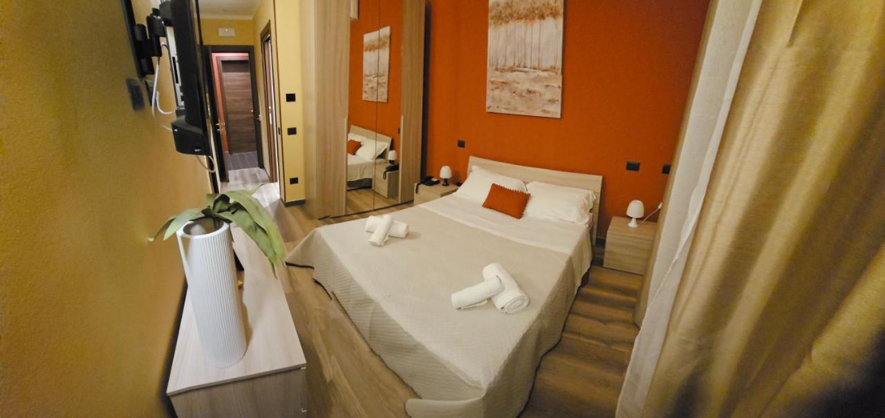 Hotel Bijoux Pozzolo Formigaro Buitenkant foto